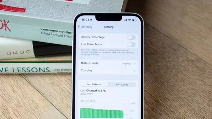 iPhone 16e được Apple công bố có khả năng phát video liên tục lên đến 26 giờ